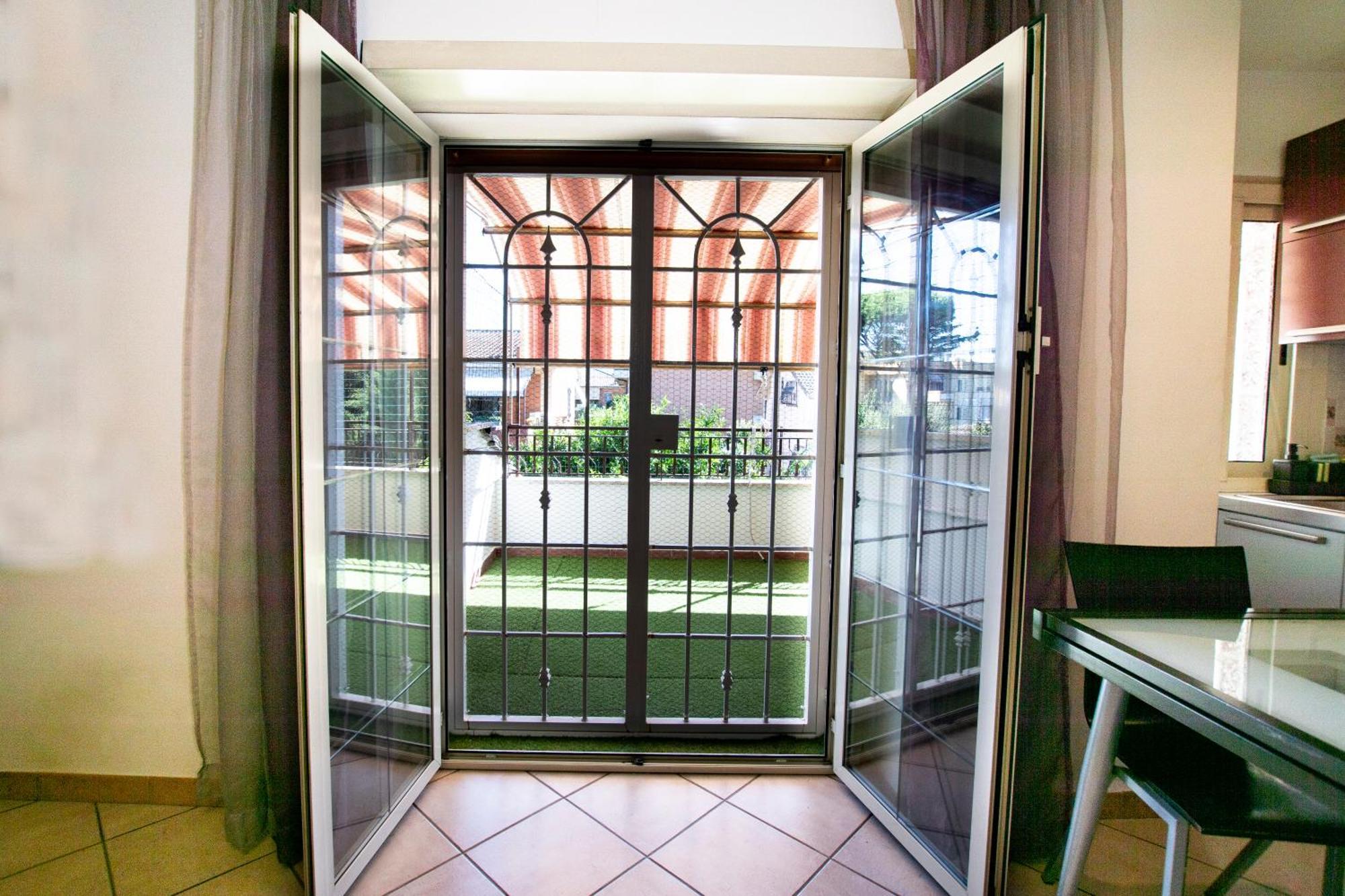 Ferienwohnung Attico Appia Antica Ciampino Aeroporto Santa Maria delle Mole Exterior foto